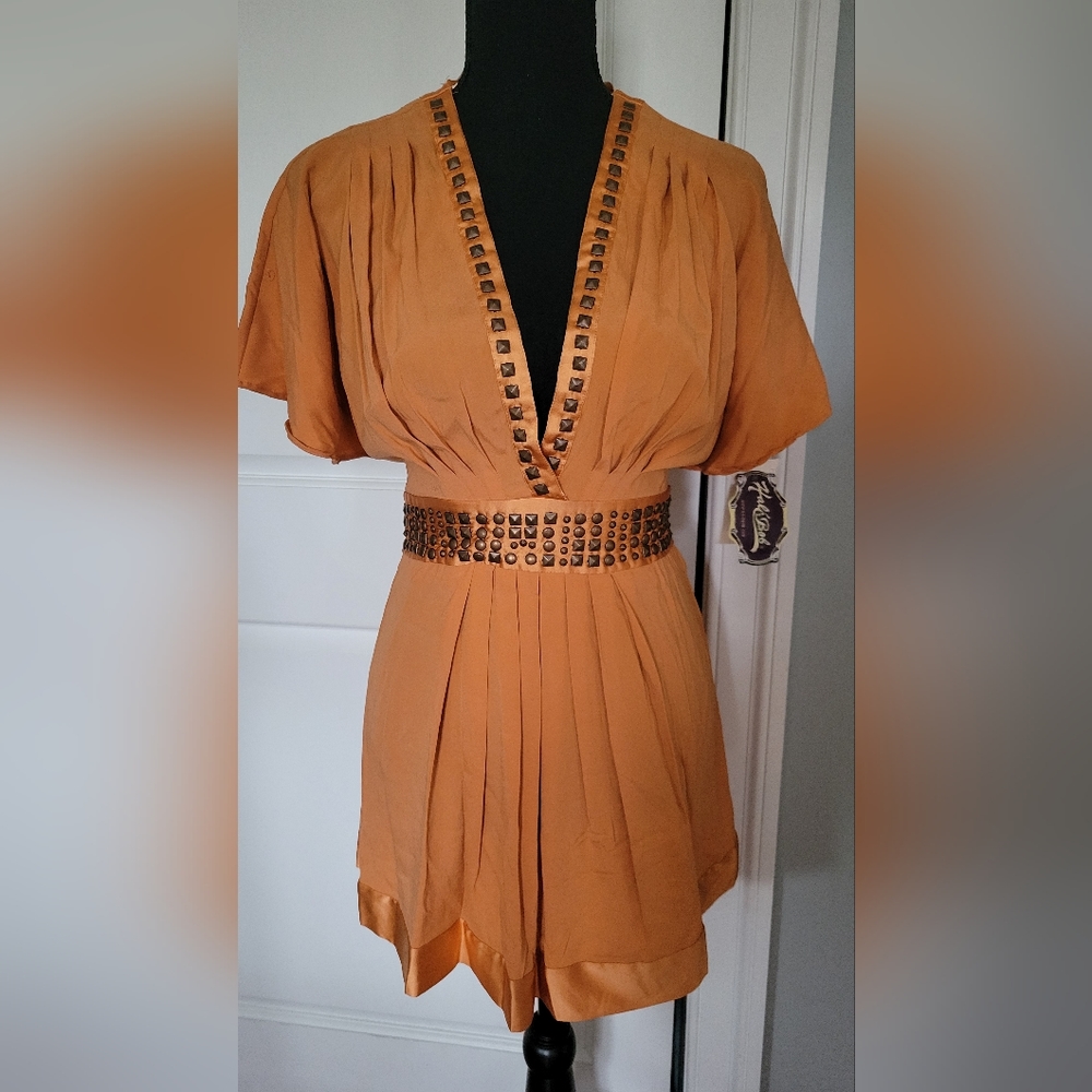 Hale Bob silk v-neck top, size L